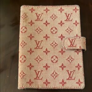 Louis Vuitton Monogram Passport Holder Authentic